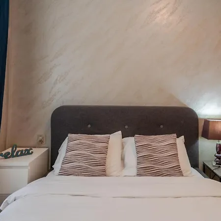 Apartamento Luminous 2bdr With Balcony & View In The Center Sofía