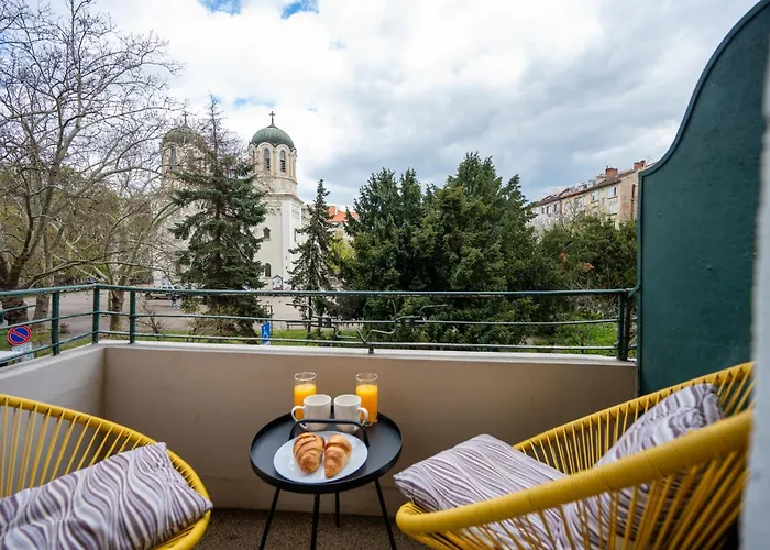 Luminous 2bdr With Balcony & View In The Center * Sofia