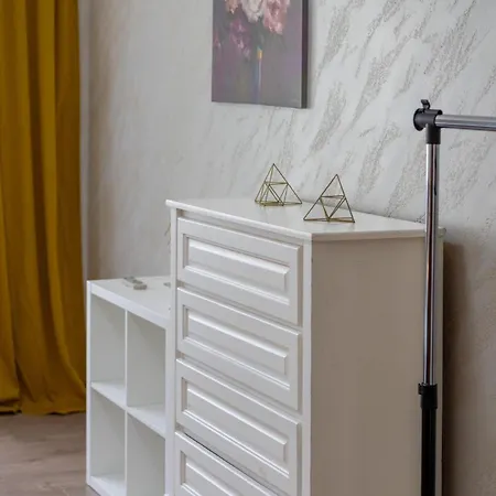 Luminous 2bdr With Balcony & View In The Center София